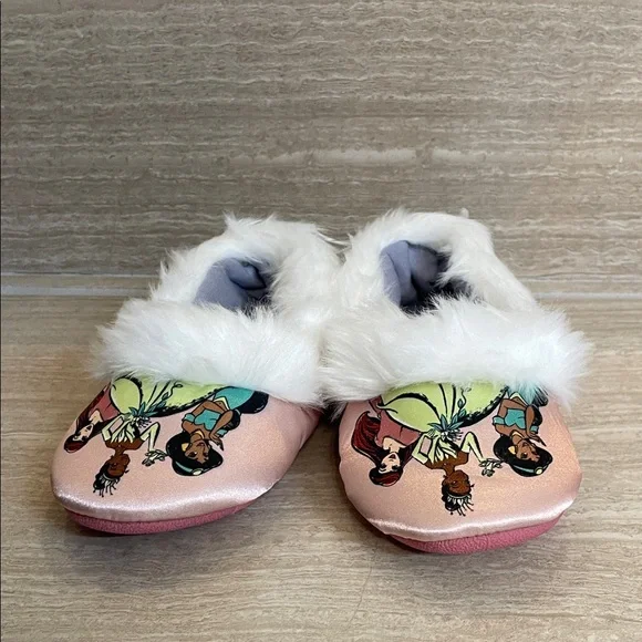 DISNEY NWT Girls Size 13/1 Princess Pink Slippers with White Fur Trim - Picture 5 of 9